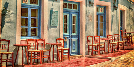 乐鱼体育移动版-F1摩纳哥大奖赛起跑事故不断，赛道狭窄成为关键因素，f1摩纳哥比赛时间