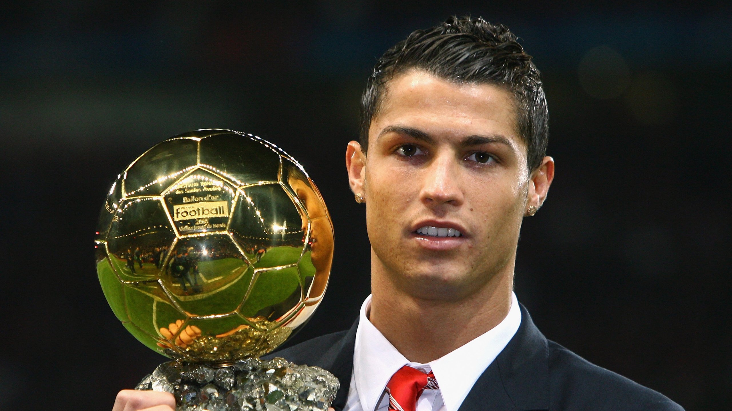 世俱杯决赛：冠军归属悬念一触即发，世俱杯夺冠